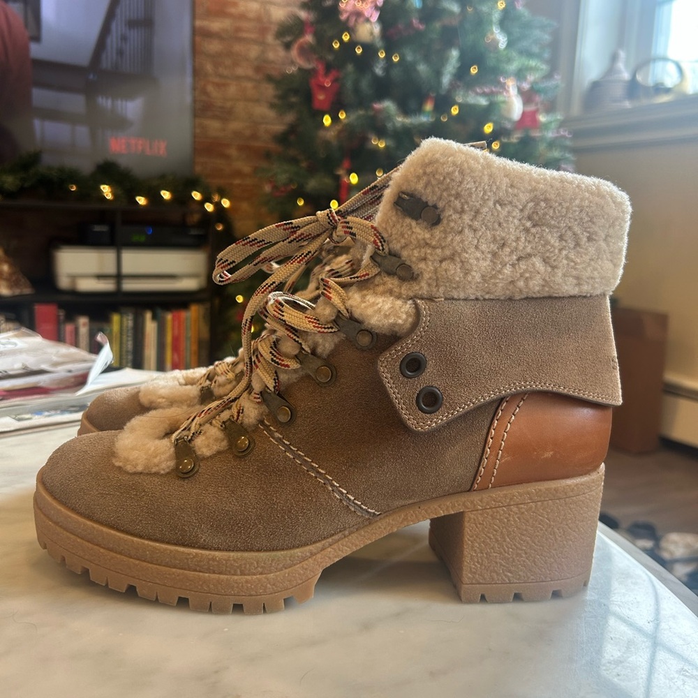 SEE BY CHLOÉ
Eileen Shearling-Trimmed Ankle Boots